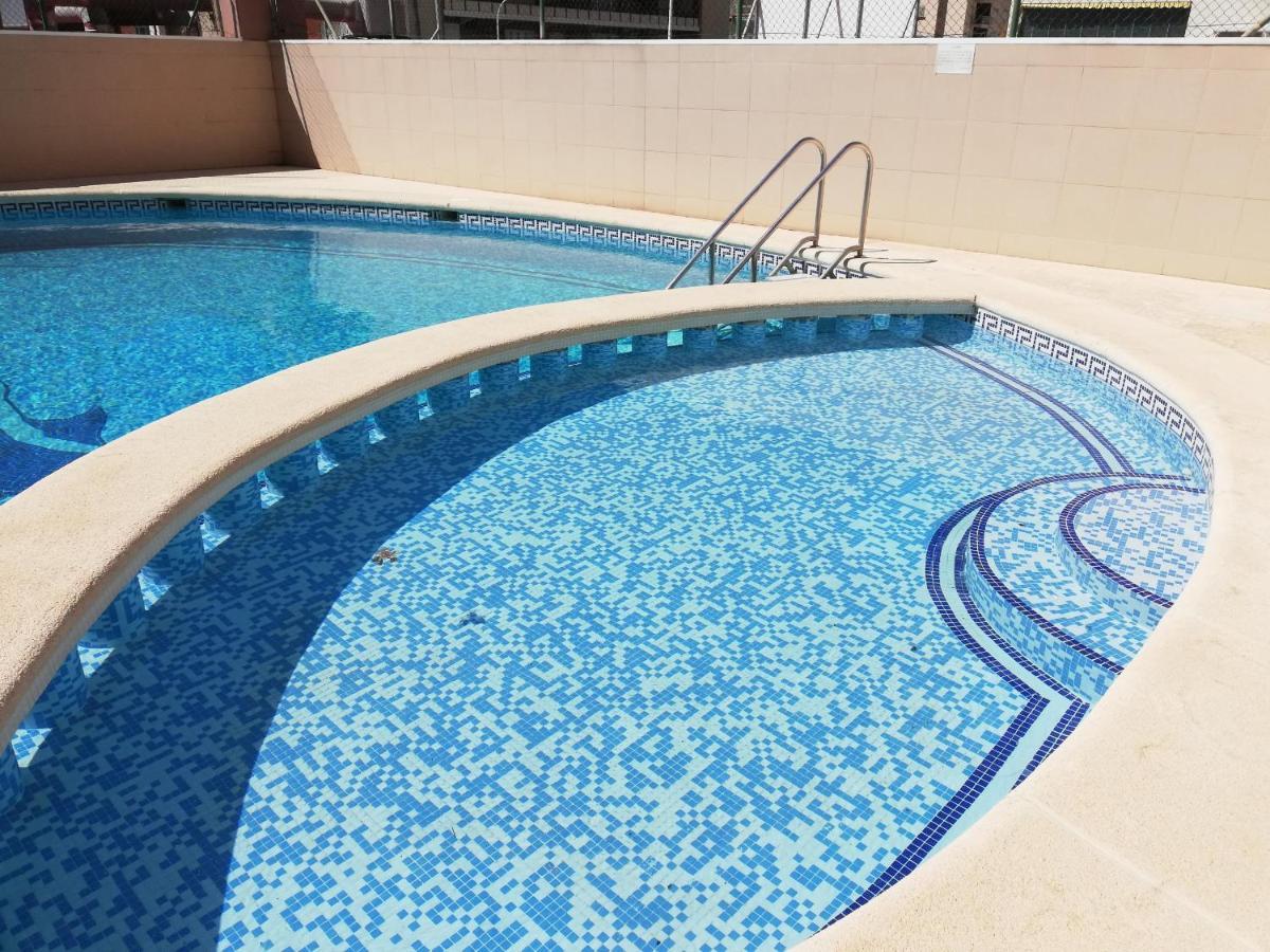 Caprimar Solo Familia Serviplaya Playa de Gandia Ngoại thất bức ảnh